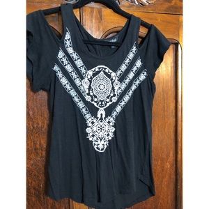 Lucky Brand cold shoulder cotton top